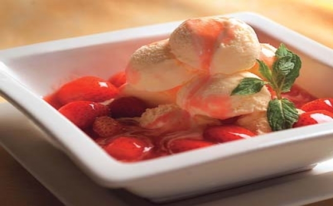 Salsa de fresas flambeada